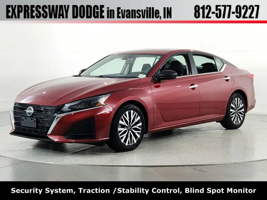 2024 Nissan Altima 2.5 SV photo 1