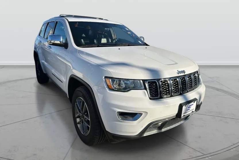 2020 Jeep Grand Cherokee Limited photo 1