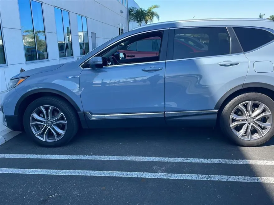 2021 Honda CR-V Hybrid Touring photo 1