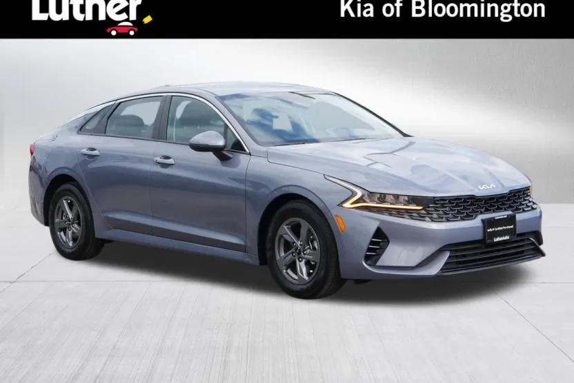 2024 Kia K5 LXS photo 1