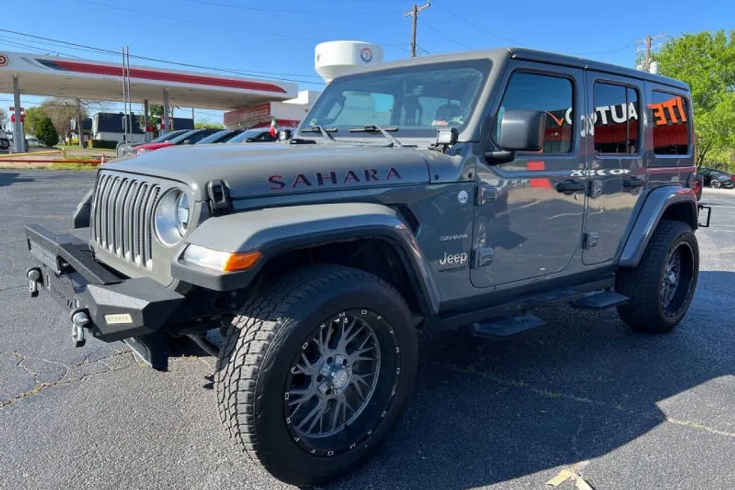 2018 Jeep Wrangler Unlimited Moab photo 1
