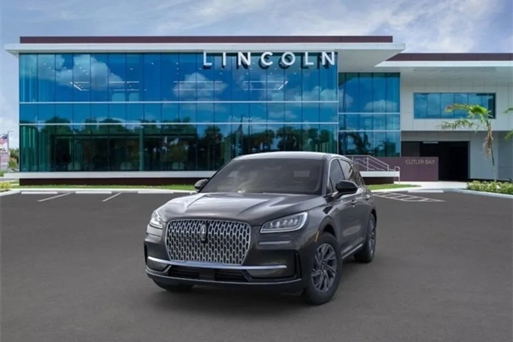2025 Lincoln Corsair Premiere photo 1