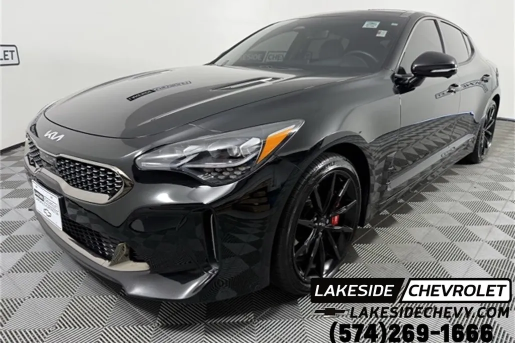 2022 Kia Stinger GT2 photo 1