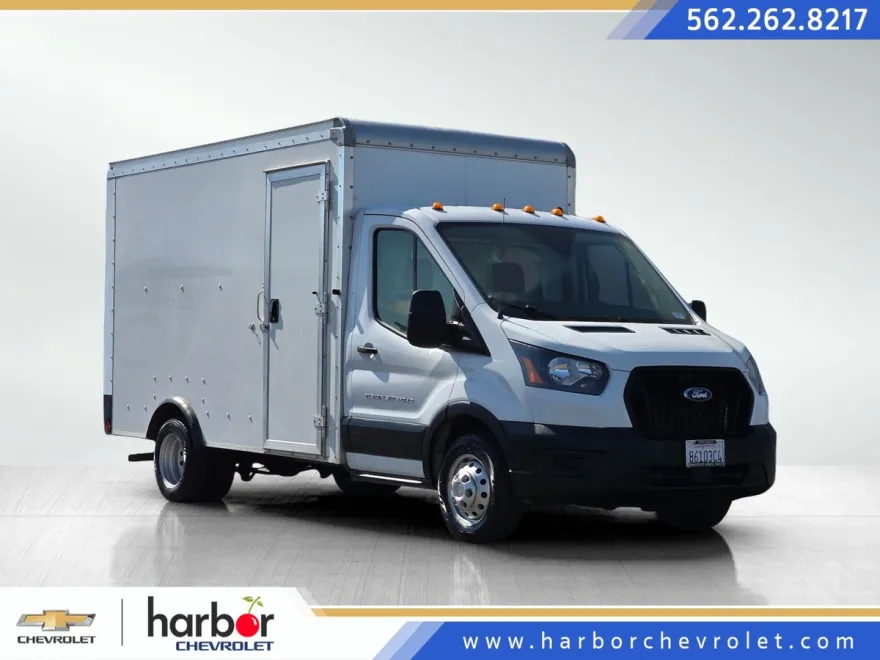 2022 Ford Transit photo 1