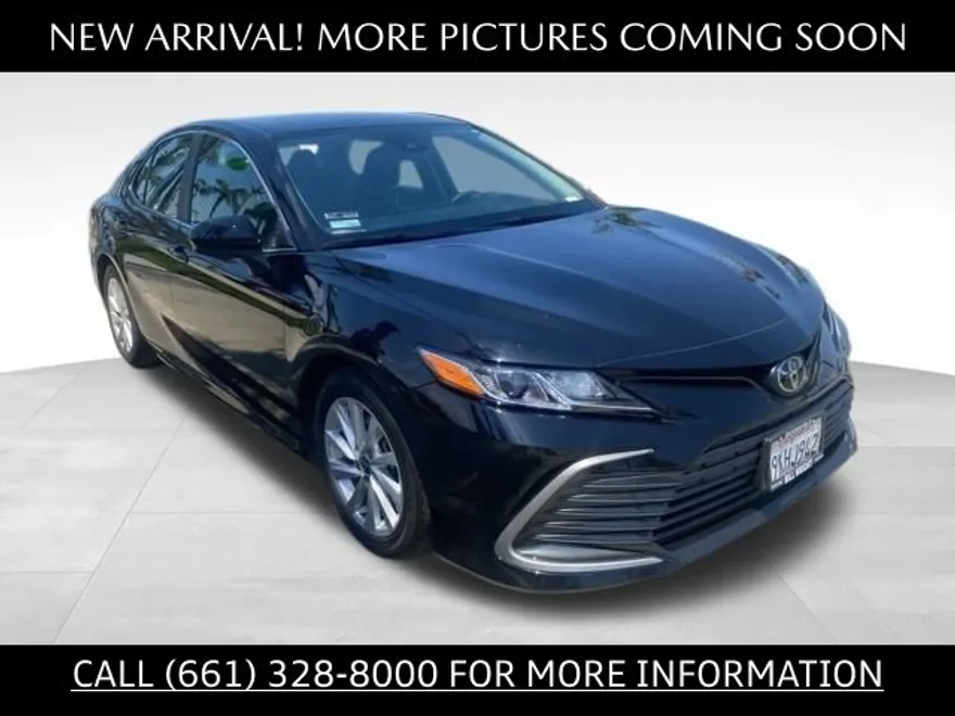 2024 Toyota Camry LE photo 1