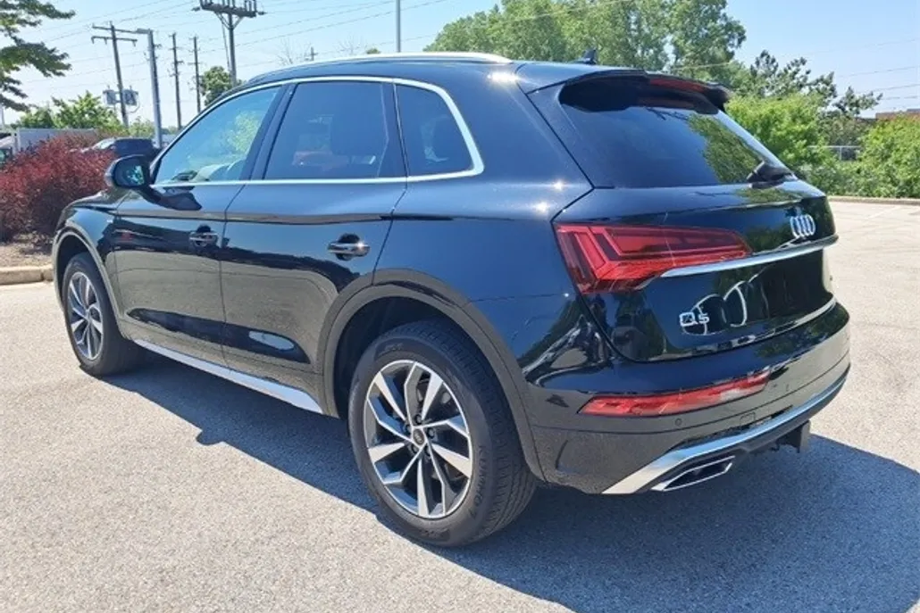 2023 Audi Q5 45 S line Premium Plus photo 1