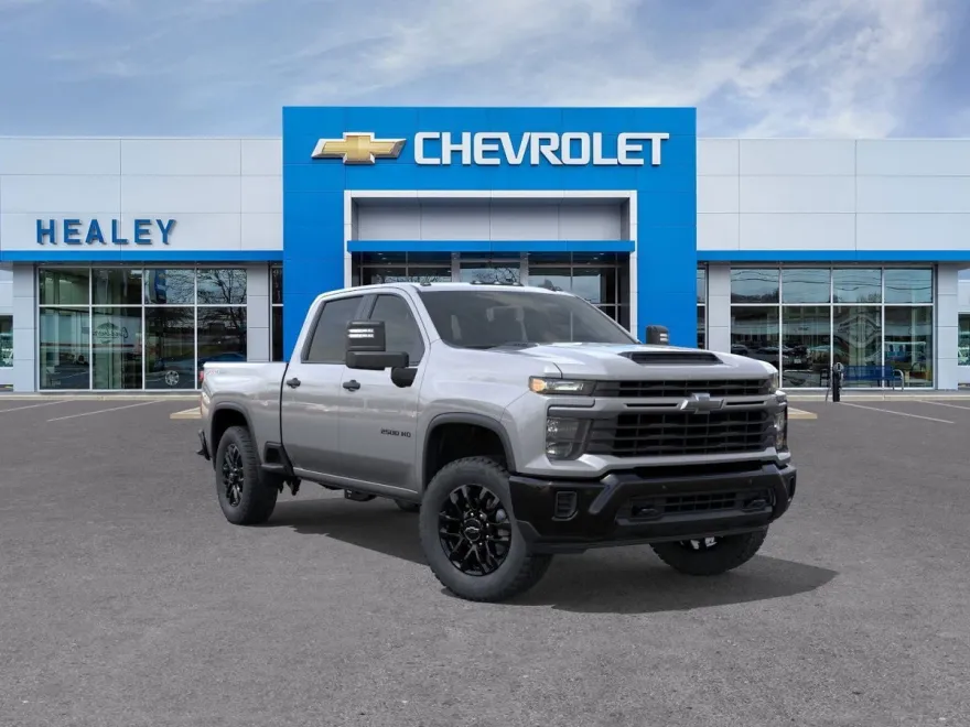 2026 Chevrolet Silverado 2500HD Custom photo 1
