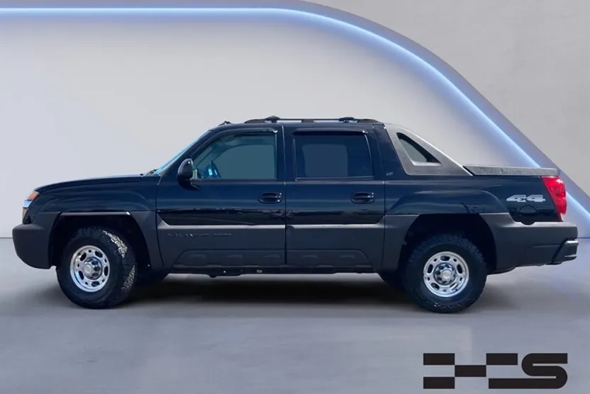 2005 Chevrolet Avalanche LT photo 1