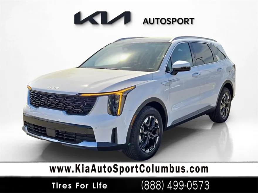 2025 Kia Sorento S photo 1