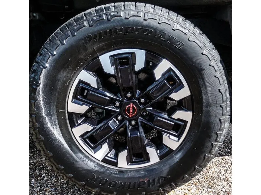 2022 Nissan Frontier PRO-X photo 1