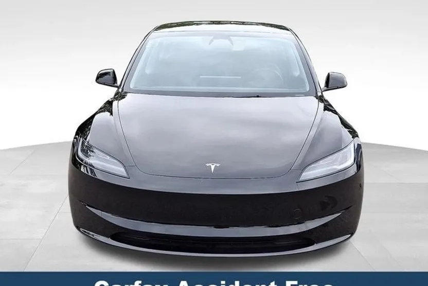 2024 Tesla Model 3 Long Range photo 1