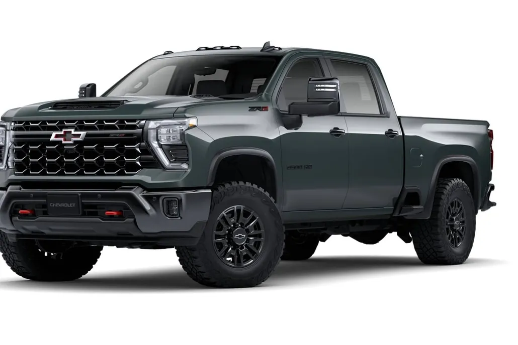 2025 Chevrolet Silverado 2500HD ZR2 photo 1