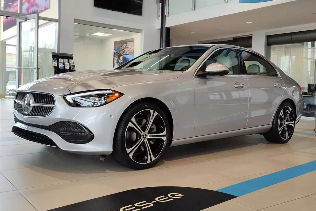 2025 Mercedes Benz C 300 photo 1