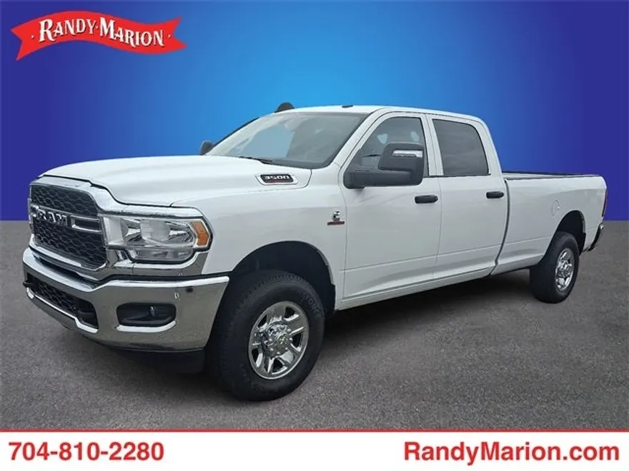 2023 Ram 3500 Tradesman photo 1