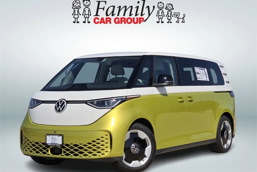 2025 Volkswagen ID. Buzz Pro Plus photo 1