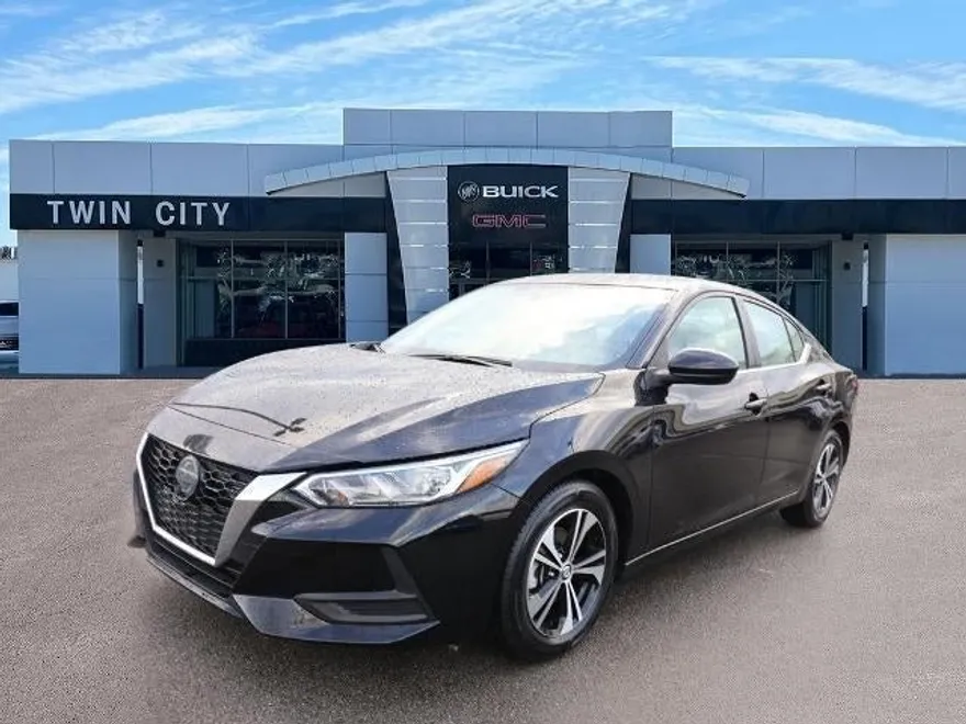 2022 Nissan Sentra SV photo 1