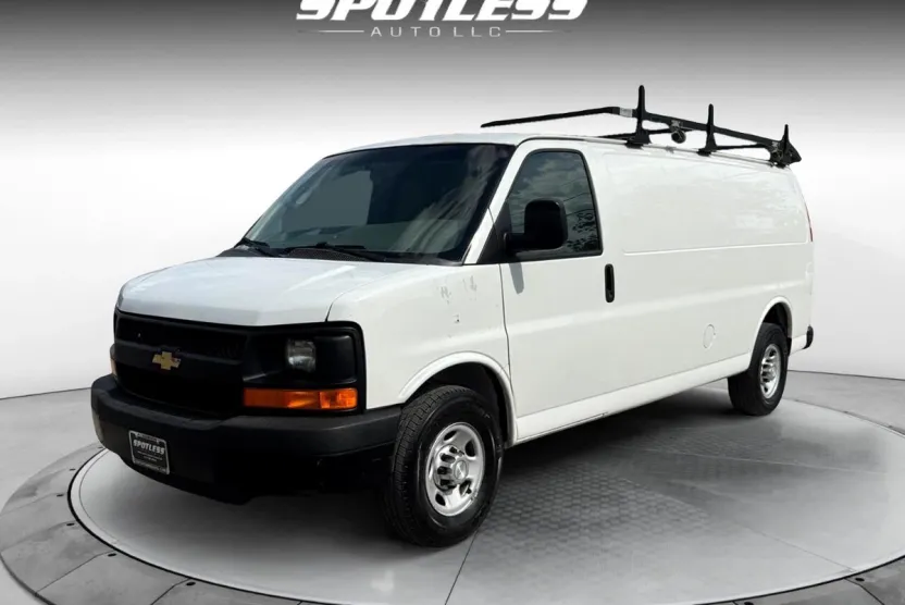 2015 Chevrolet Express 2500 Cargo photo 1