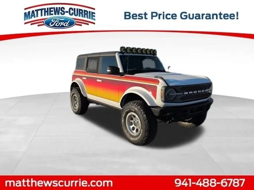 2024 Ford Bronco Badlands photo 1