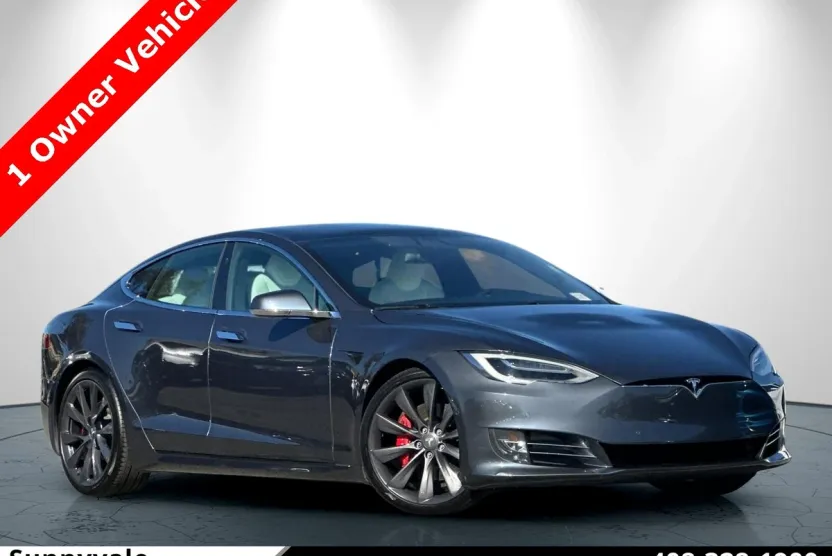 2020 Tesla Model S Performance photo 1