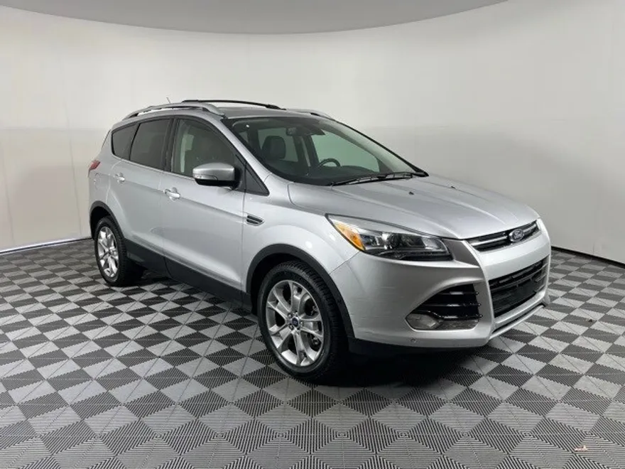 2014 Ford Escape Titanium photo 1