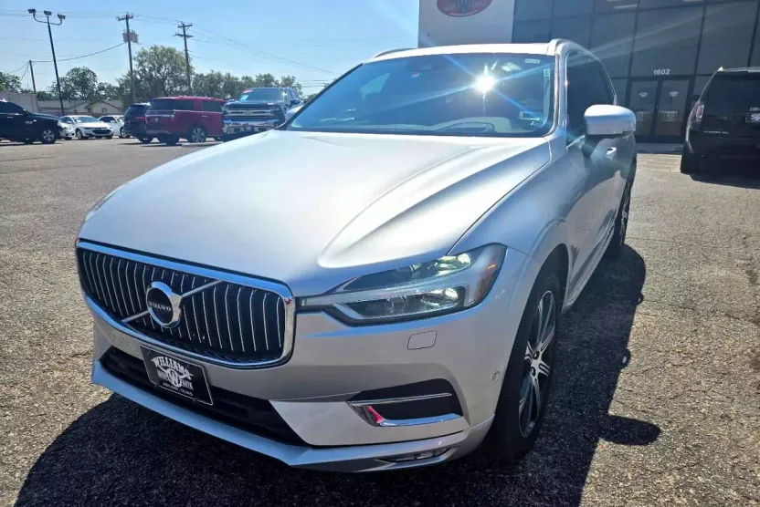 2020 Volvo XC60 T5 Inscription photo 1