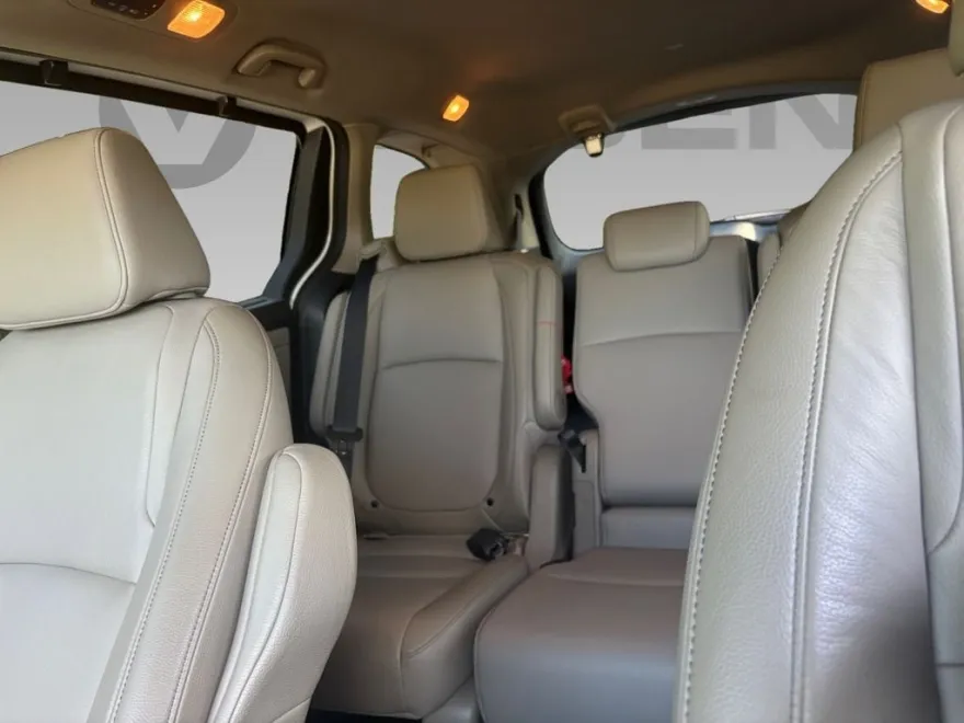 2023 Honda Odyssey EX-L photo 1