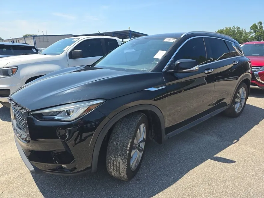 2021 Infiniti QX50 Luxe AWD photo 1