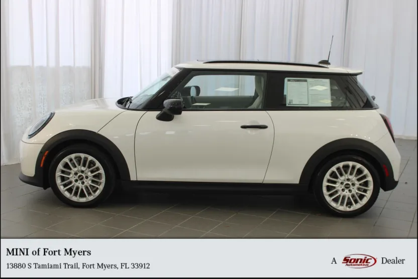 2025 Mini Cooper 2 Door S Hardtop Iconic photo 1
