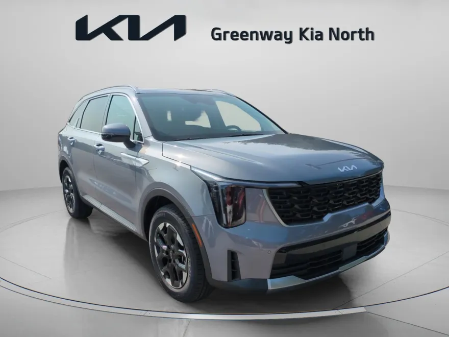 2025 Kia Sorento S photo 1