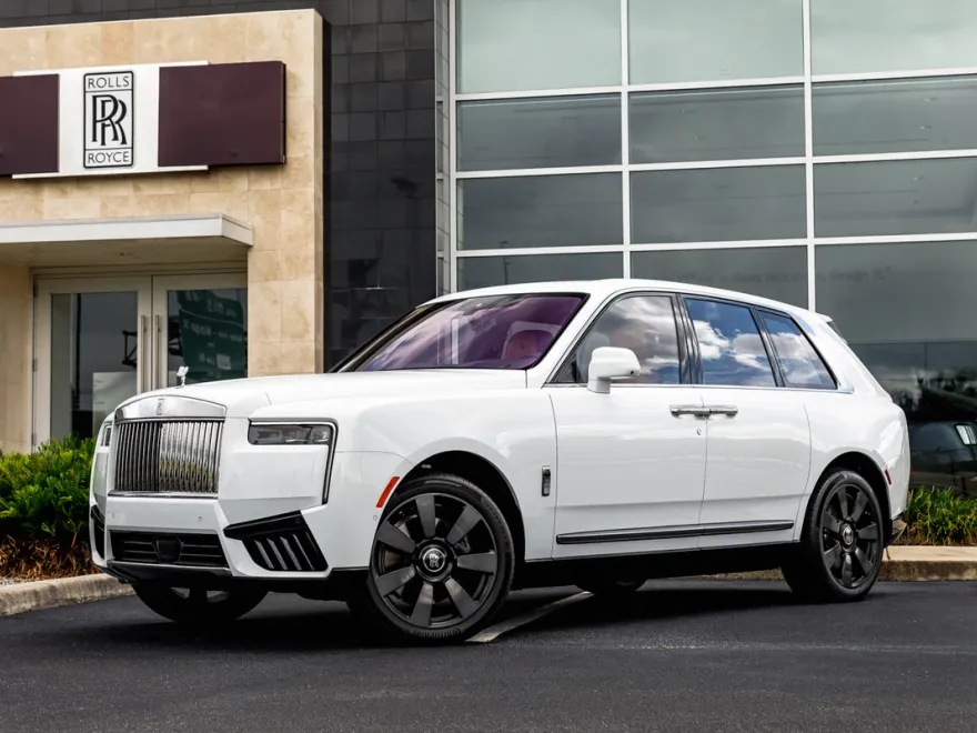 2025 Rolls Royce Cullinan RR photo 1