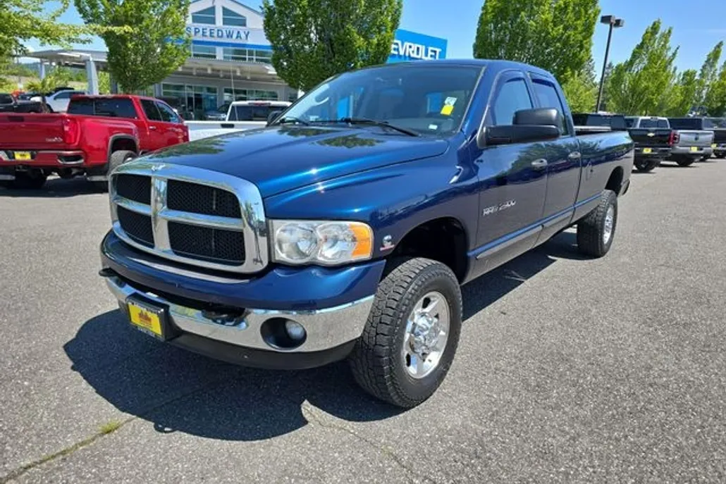 2005 Dodge Ram SLT photo 1