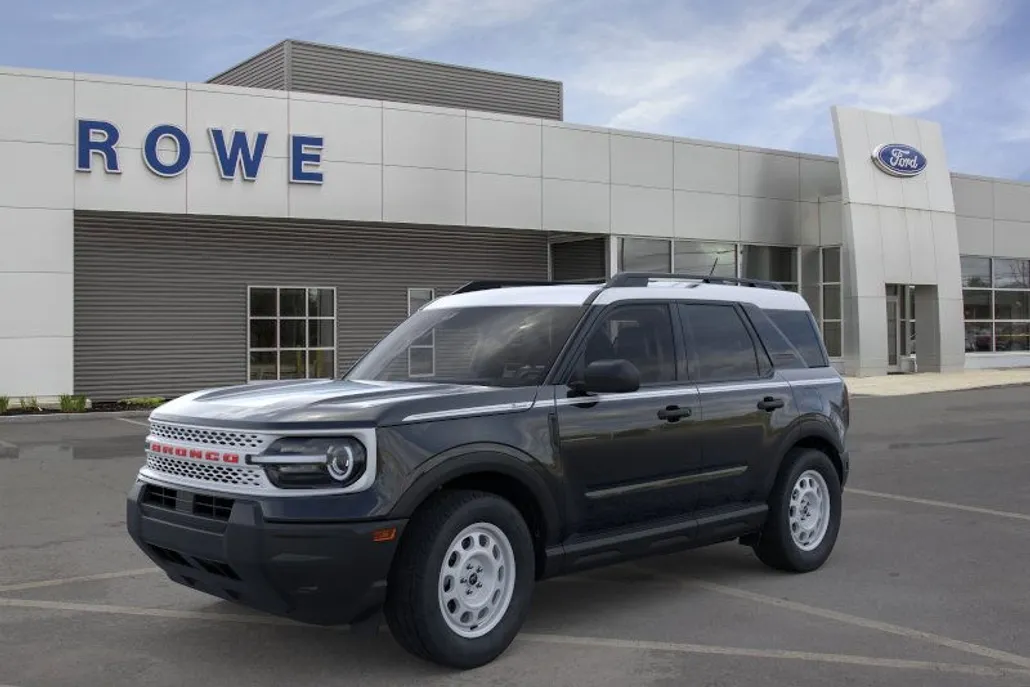 2025 Ford Bronco Sport Heritage photo 1