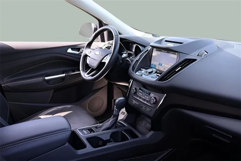 2017 Ford Escape Titanium photo 1