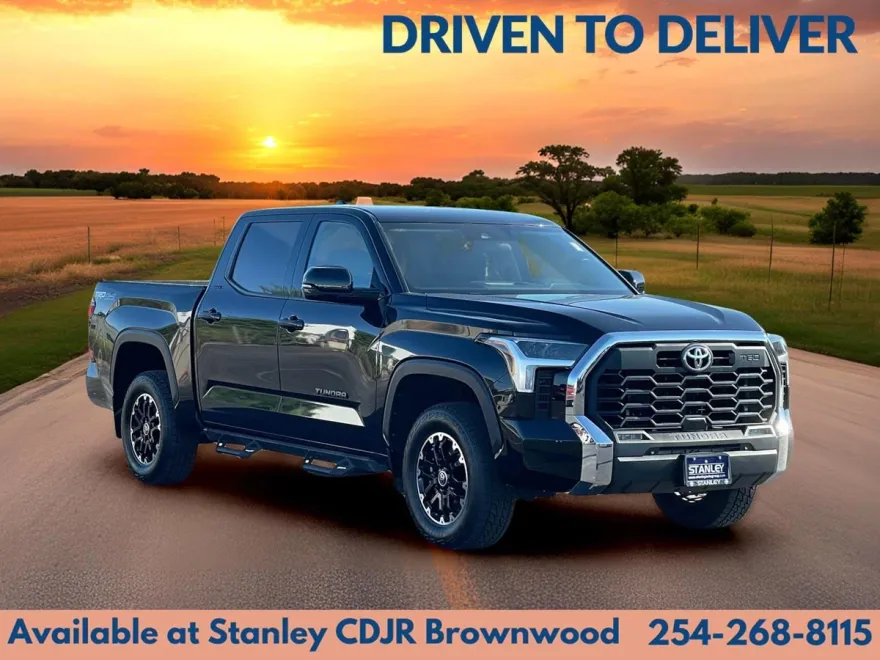 2022 Toyota Tundra SR5 photo 1