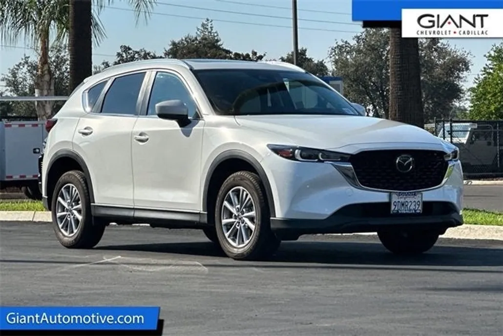 2023 Mazda CX-5 2.5 S Preferred photo 1