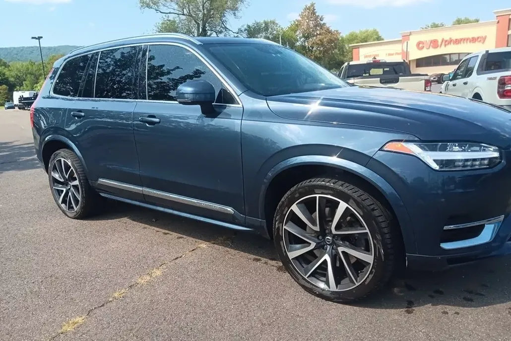 2022 Volvo XC90 Recharge T8 Inscription Expression photo 1