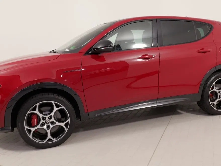 2024 Alfa Romeo Tonale Veloce photo 1