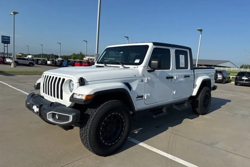 2020 Jeep Gladiator Sport S photo 1