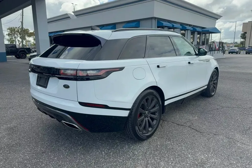 2019 Land Rover Range Rover Velar R-Dynamic SE photo 1