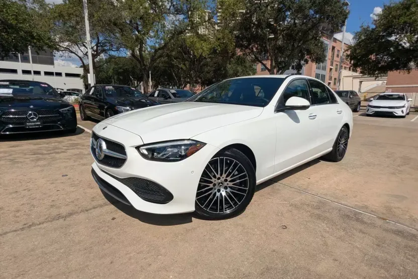 2025 Mercedes Benz C 300 photo 1