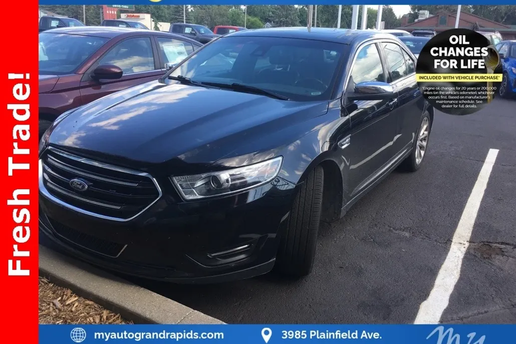2018 Ford Taurus Limited photo 1