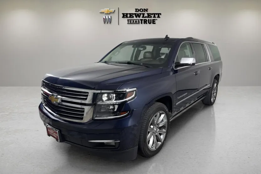 2017 Chevrolet Suburban Premier photo 1