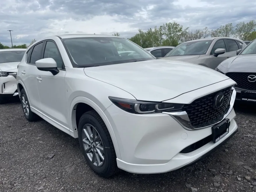 2025 Mazda CX-5 2.5 S Preferred photo 1