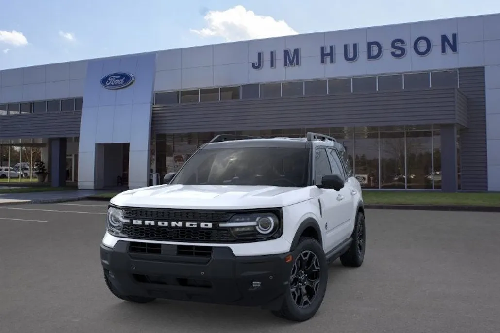 2025 Ford Bronco Sport Outer Banks photo 1