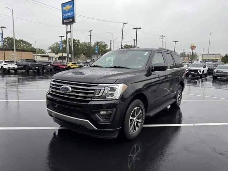 2018 Ford Expedition XLT photo 1