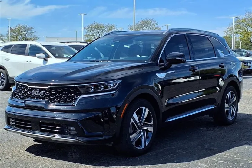 2022 Kia Sorento Plug-In Hybrid SX photo 1