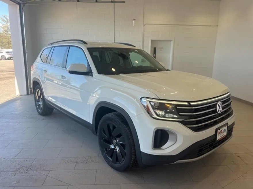 2025 Volkswagen Atlas SE Technology photo 1