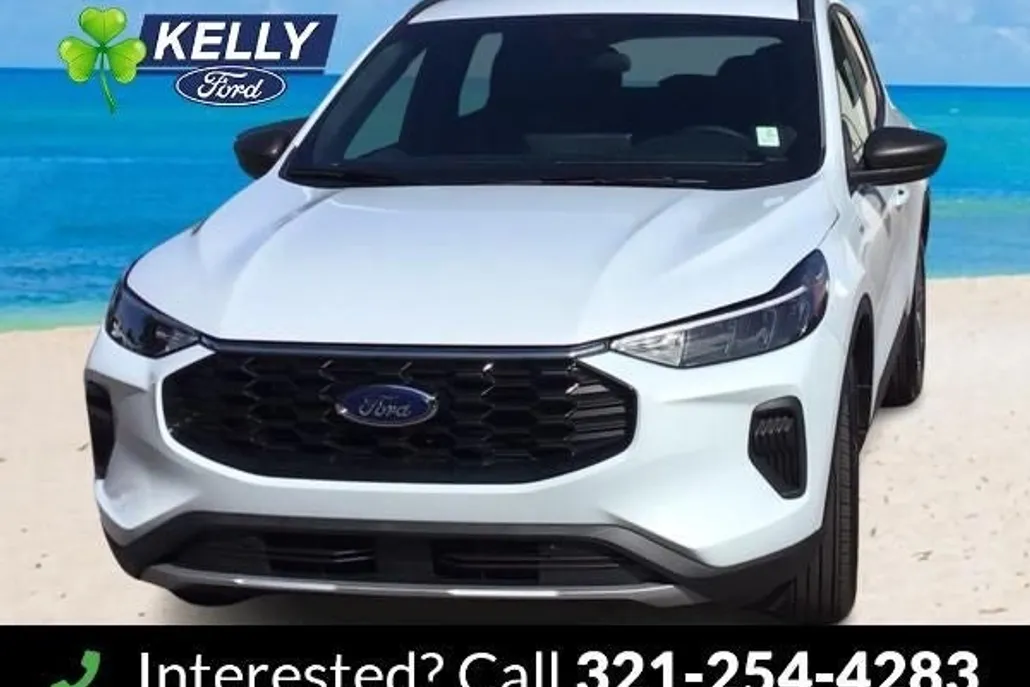 2026 Ford Escape ST-Line photo 1