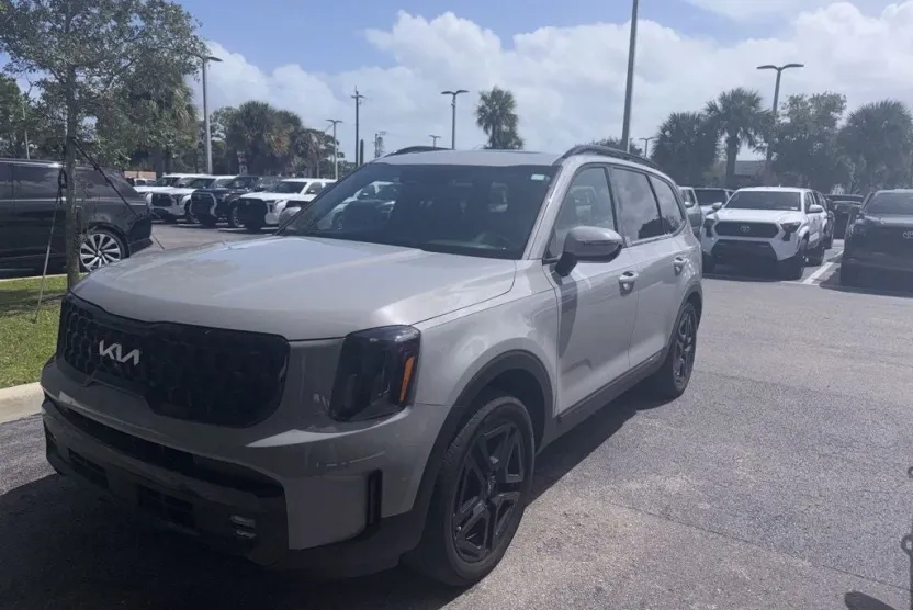 2024 Kia Telluride SX X-Line photo 1