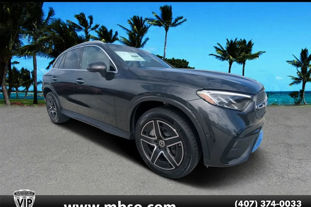 2026 Mercedes Benz GLC 300 photo 1